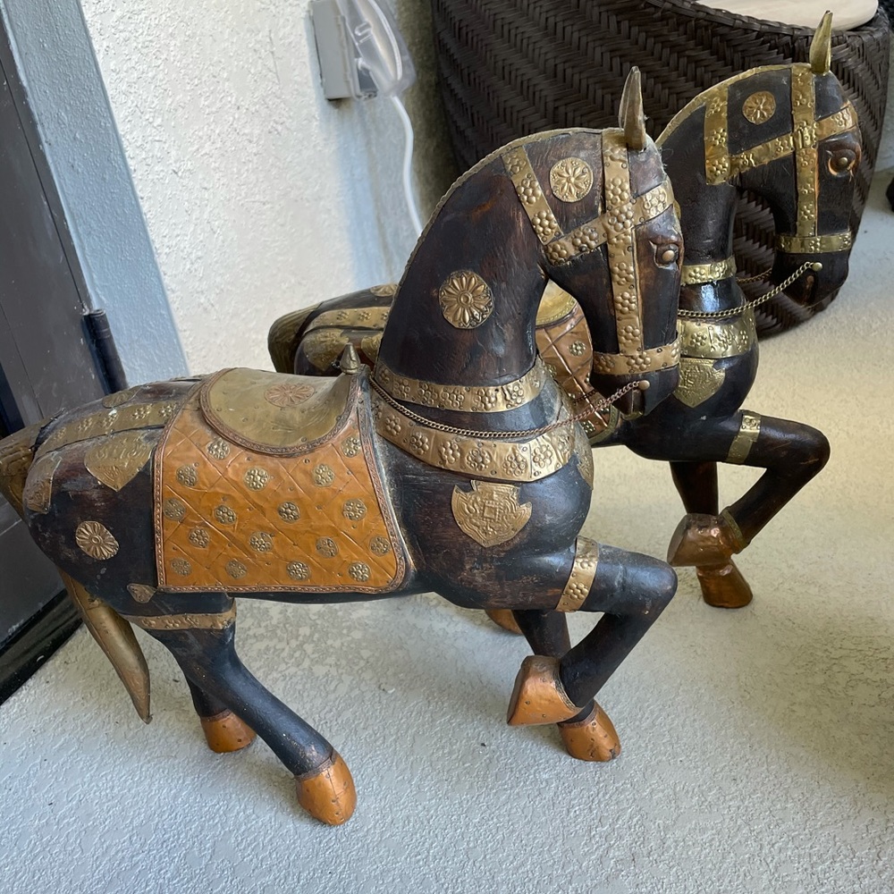 Horse Statues